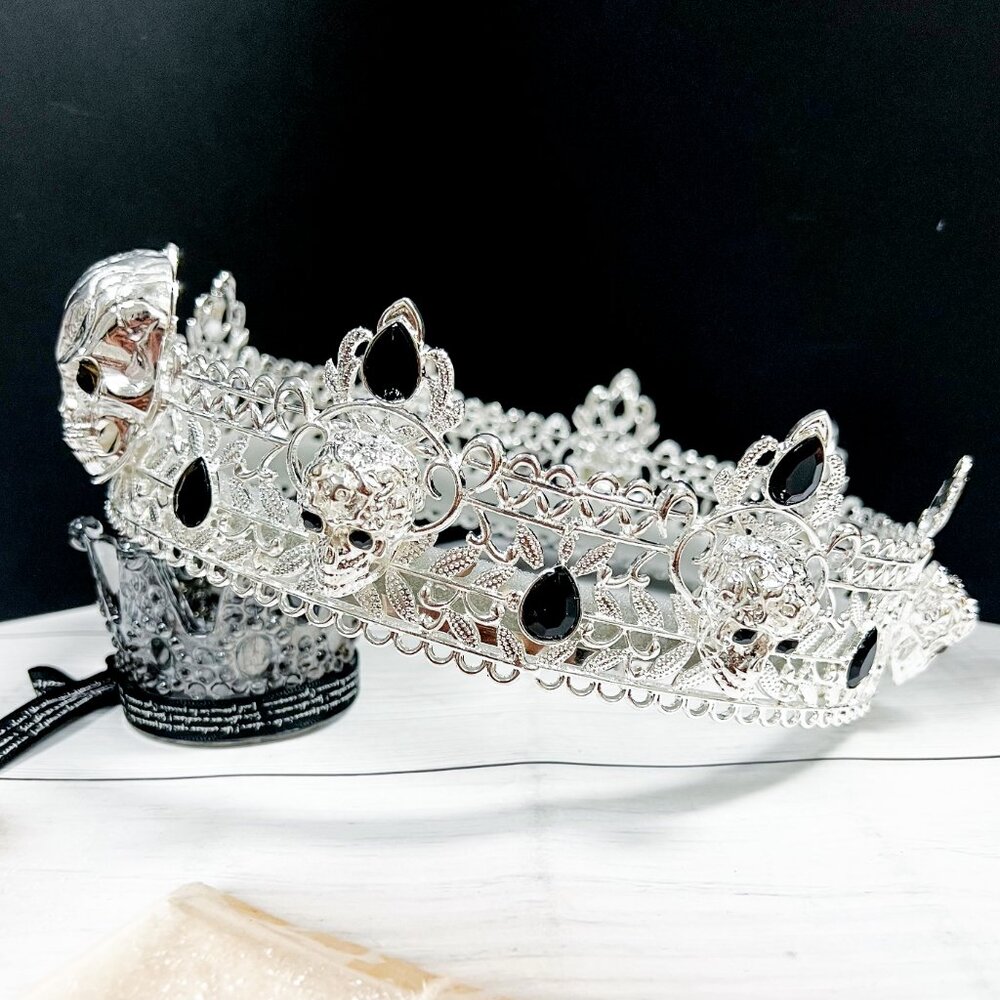 Silver Skull Crown, Skeleton King Crown, Gothic Crown, Renaissance Faire Crown - Picture 7 of 10